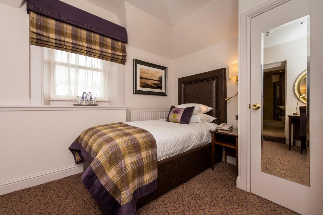 Macdonald Inchyra Hotel&Spa Polmont Esterno foto